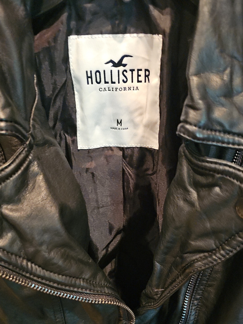 Hollister Black Faux Leather Moto Jacket with Zip Pockets - Picture 2 of 7